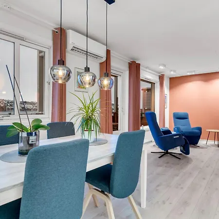 דירה With View Of טרומסה